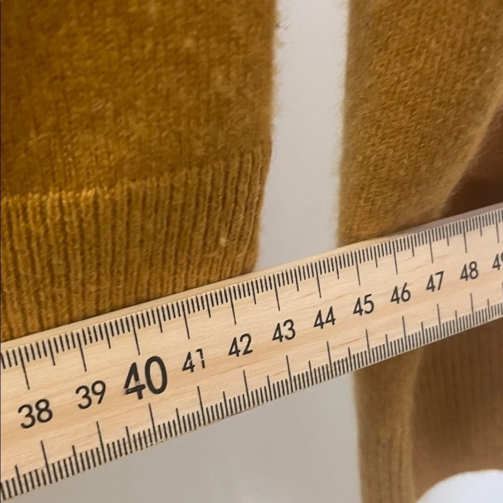 Uniqlo - Cashmere Long Sleeve Sweater Shirt - Golden - S - Picture 10 of 10